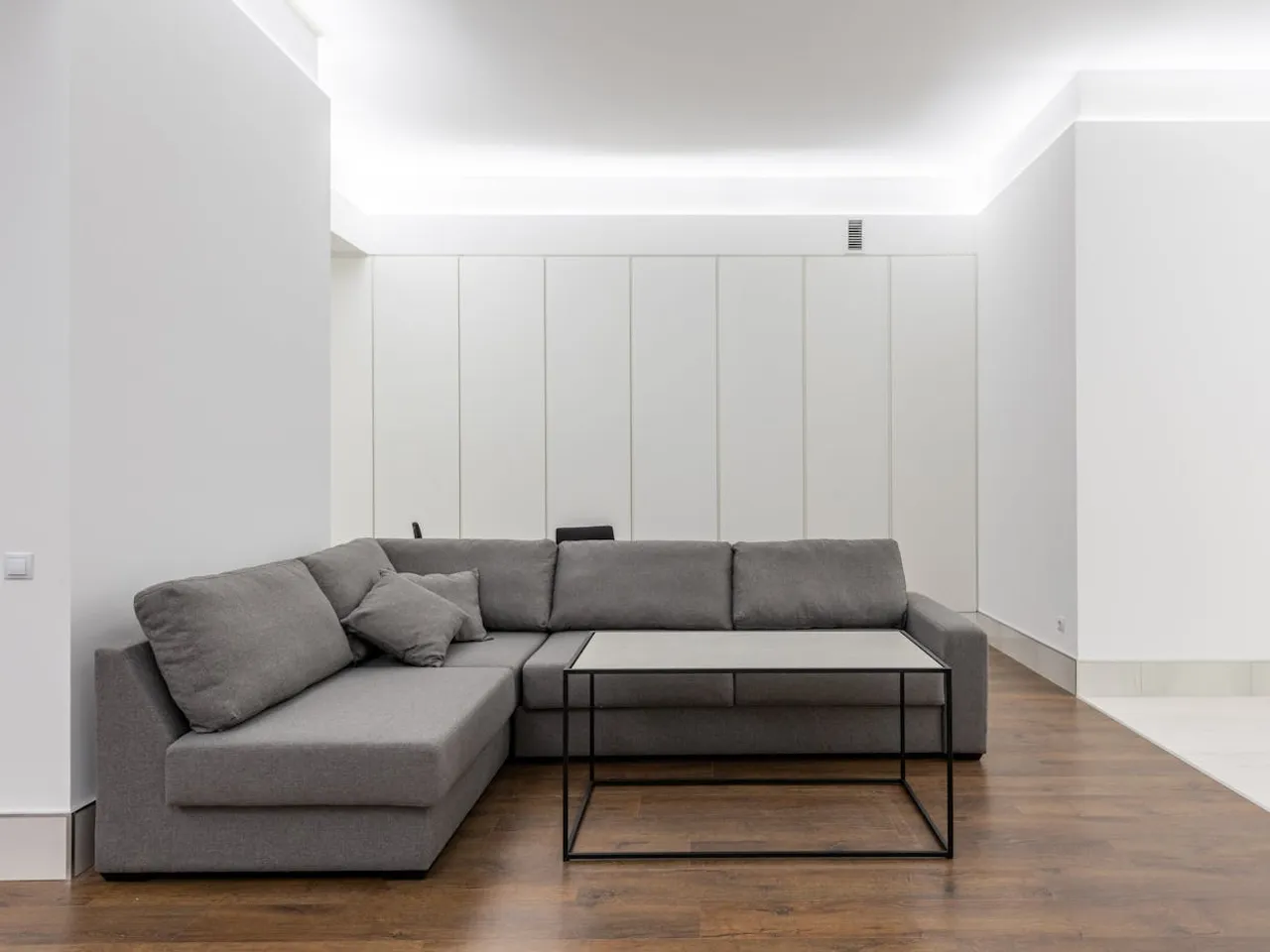 COB LED Şerit uygulama örneği — Kesintisiz (dotless) cove ışık